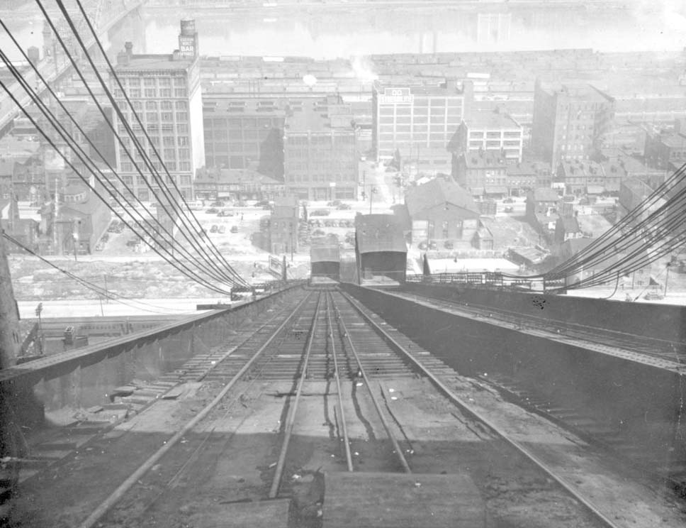 Looking down the 17th Street Incline at Penn Avenue, c. 1940. 