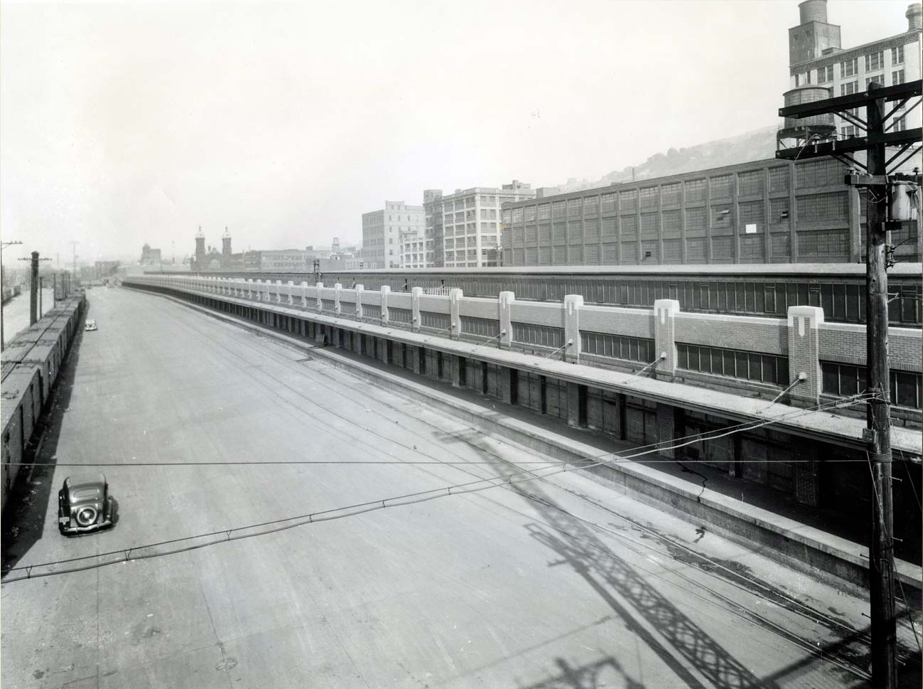 16th St. Produce Terminal of the Pennsylvania Railroad Fruit Auction & Sales Building. Taken in 1936. Courtesy of the Detre Library & Archives at the Heinz History Center.